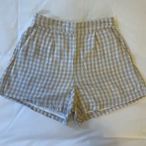 Abercrombie plaid high-waisted shorts